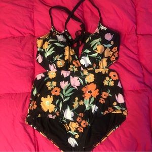 ModCloth swimsuit size 1X
